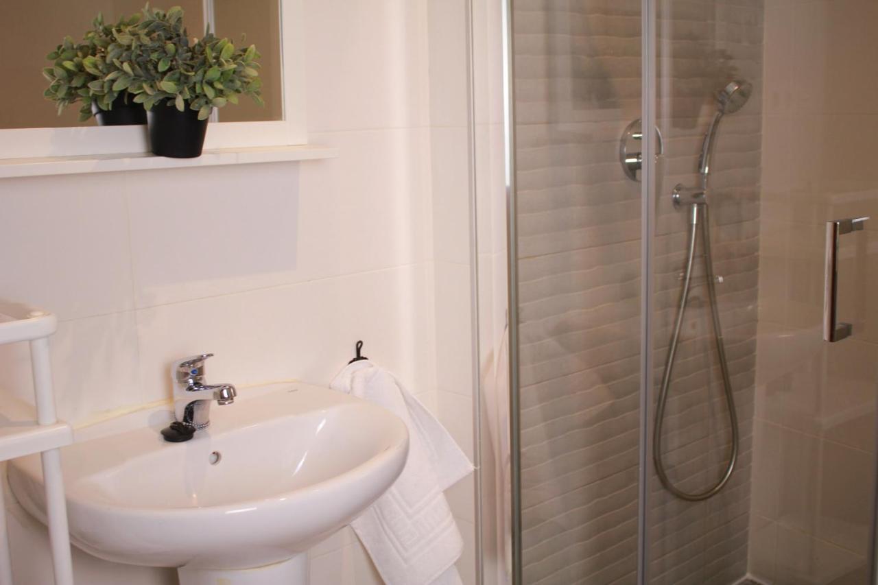 Zahira Suites Granada Esterno foto