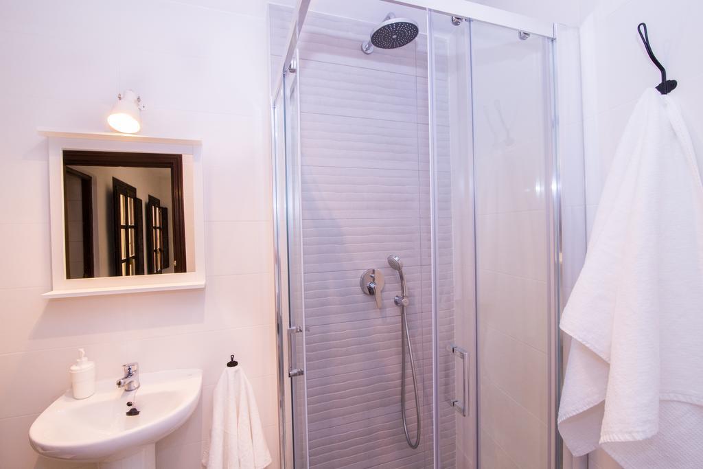 Zahira Suites Granada Esterno foto